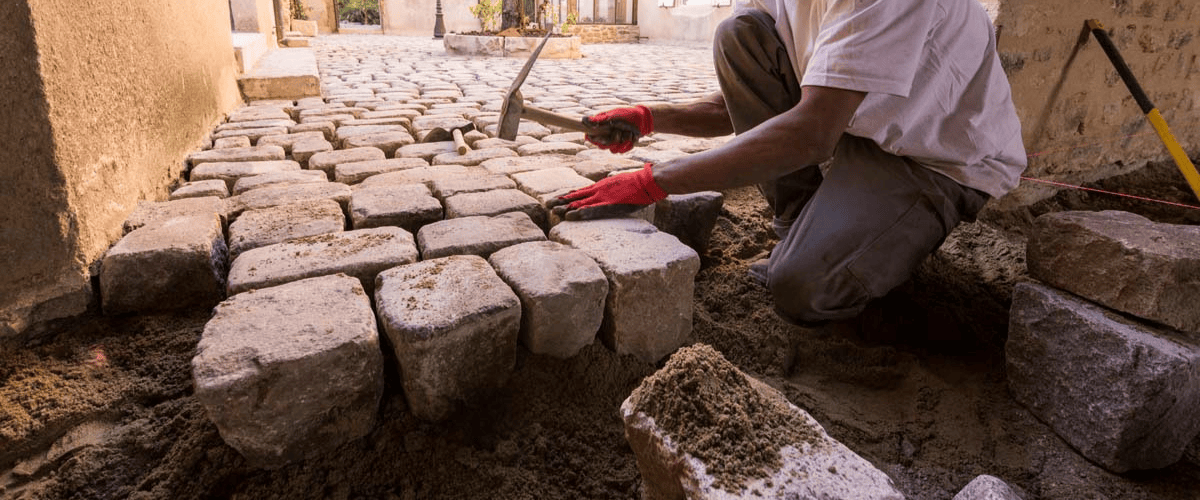 Top 5 Benefits of Using Natural Stone for Your Outdoor Spaces